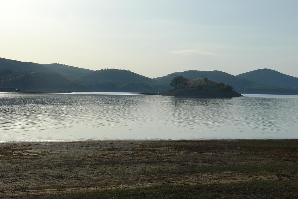 The Lake'S House Крионерион Экстерьер фото